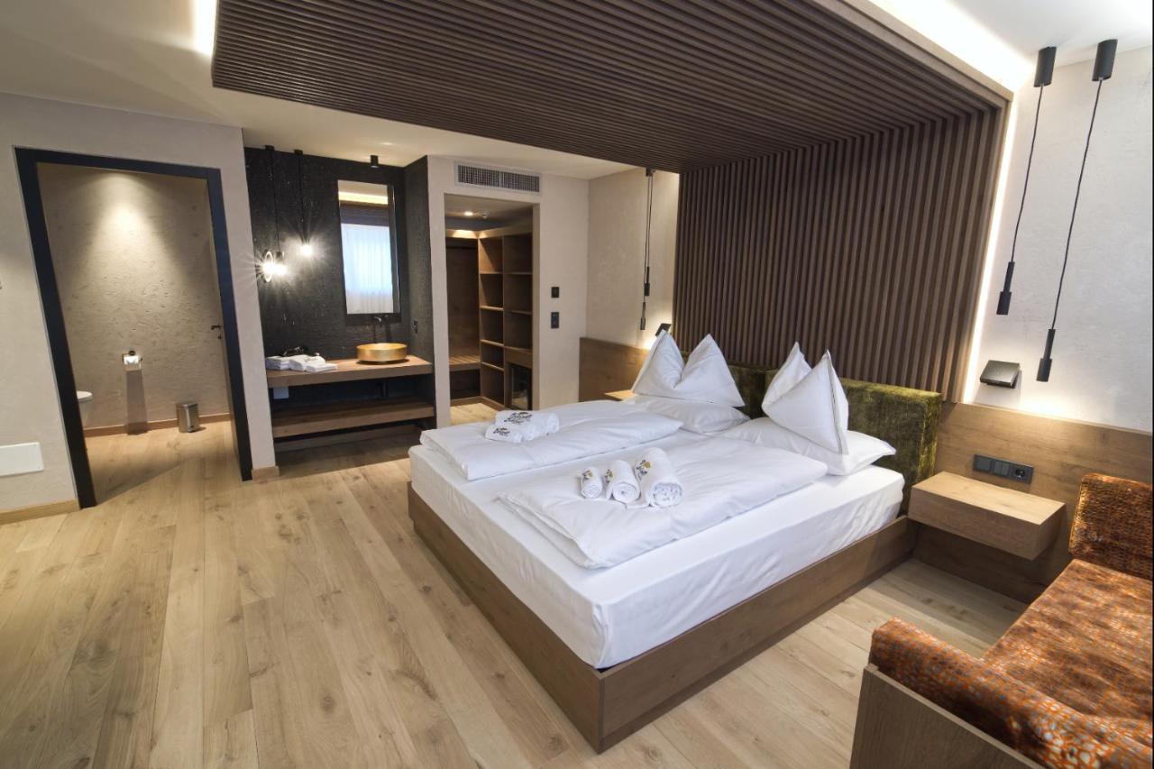 Bonfanti Design Hotel Chienes Kültér fotó